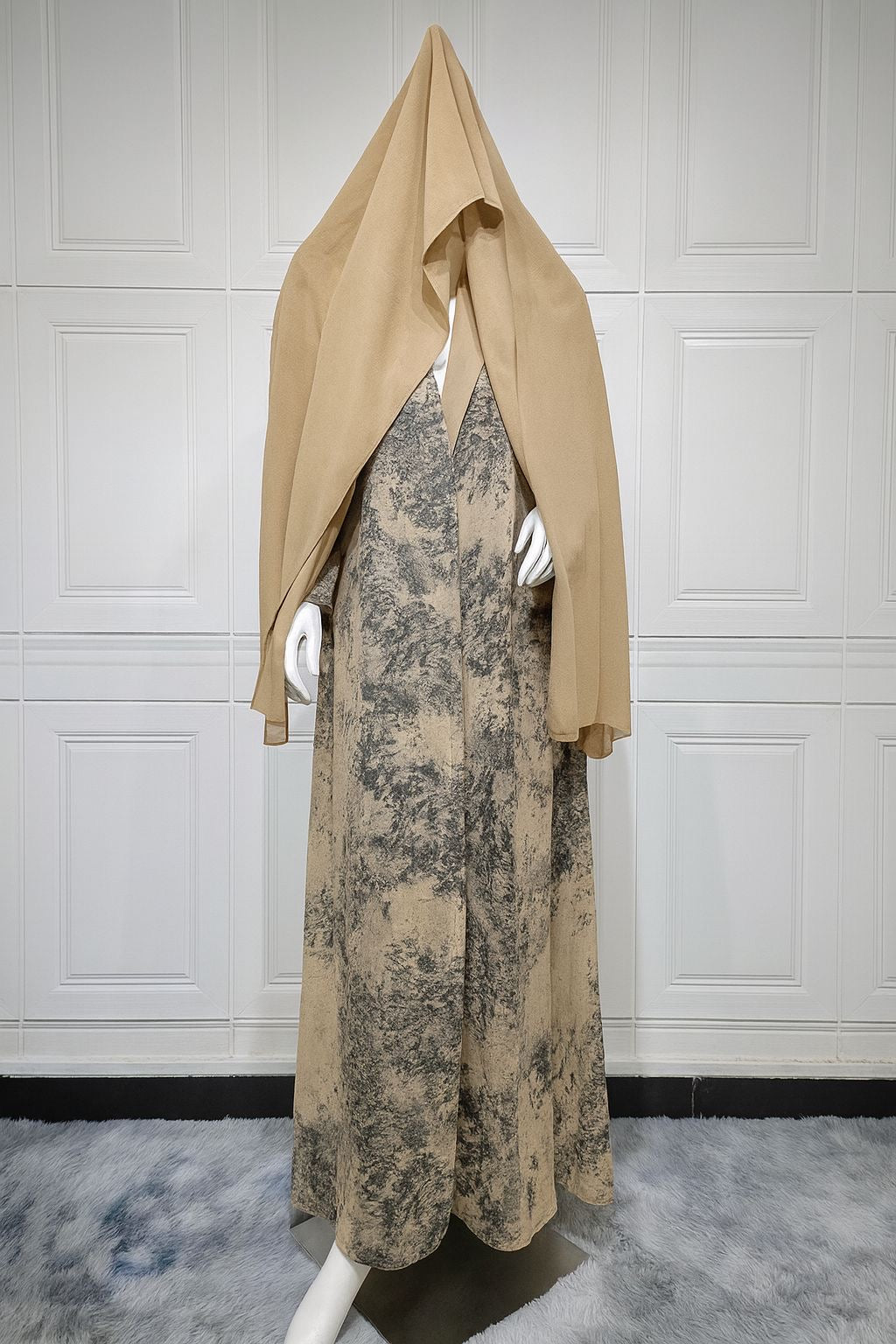 Minimalist Beige & Charcoal Abstract Abaya – 2-Piece Modest Set