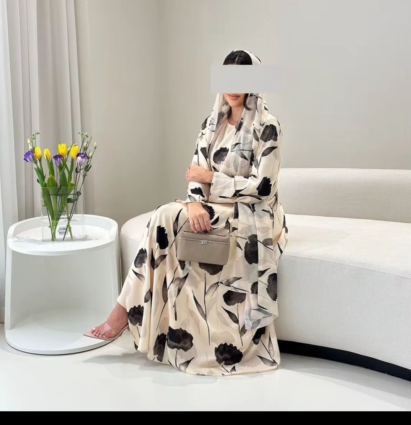 Lunaya Minimalist Bloom Abaya – Ivory with Monochrome Floral Print