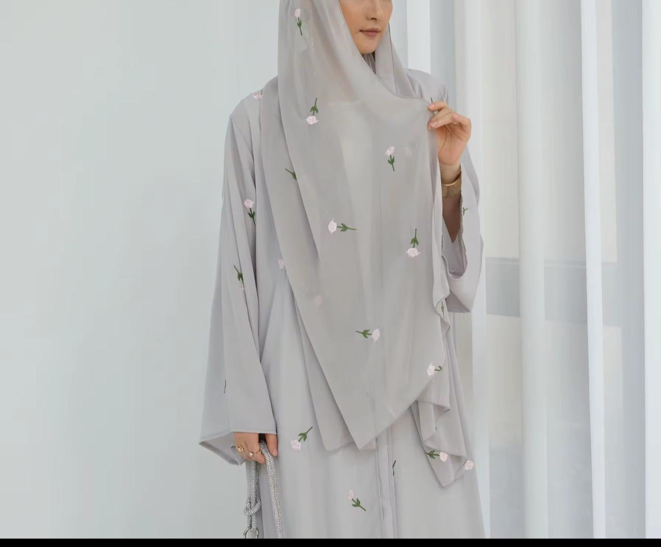 Soft Grey Floral Embroidered Abaya – 2-Piece Elegant Modest Set